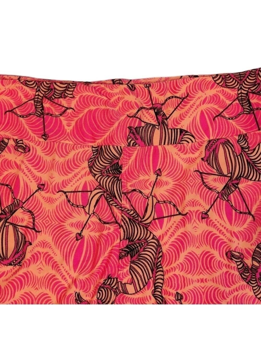 NWT LuLaRoe Tall & Curvy Cupid Leggings Pink Cupid Valentine Cherub Fits 12-18 - Picture 3 of 6
